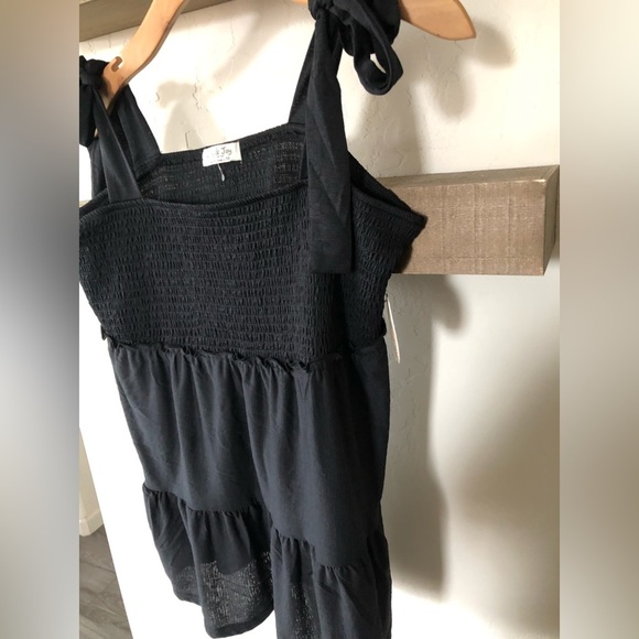 Jolie & Joy|Tiered ruffle black tie tank with ruching, plus size 1X, NWT••• - Picture 4 of 9